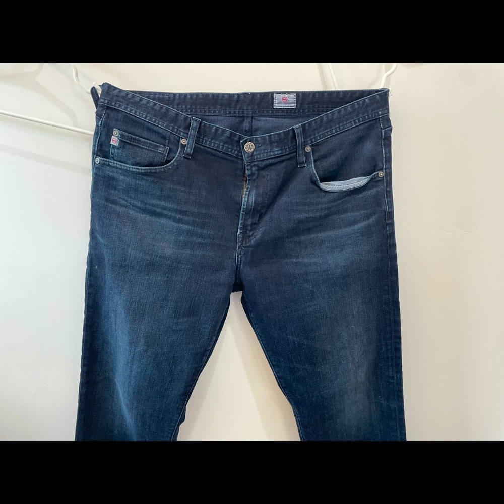 Great condition, well cared for AG pair of pants.